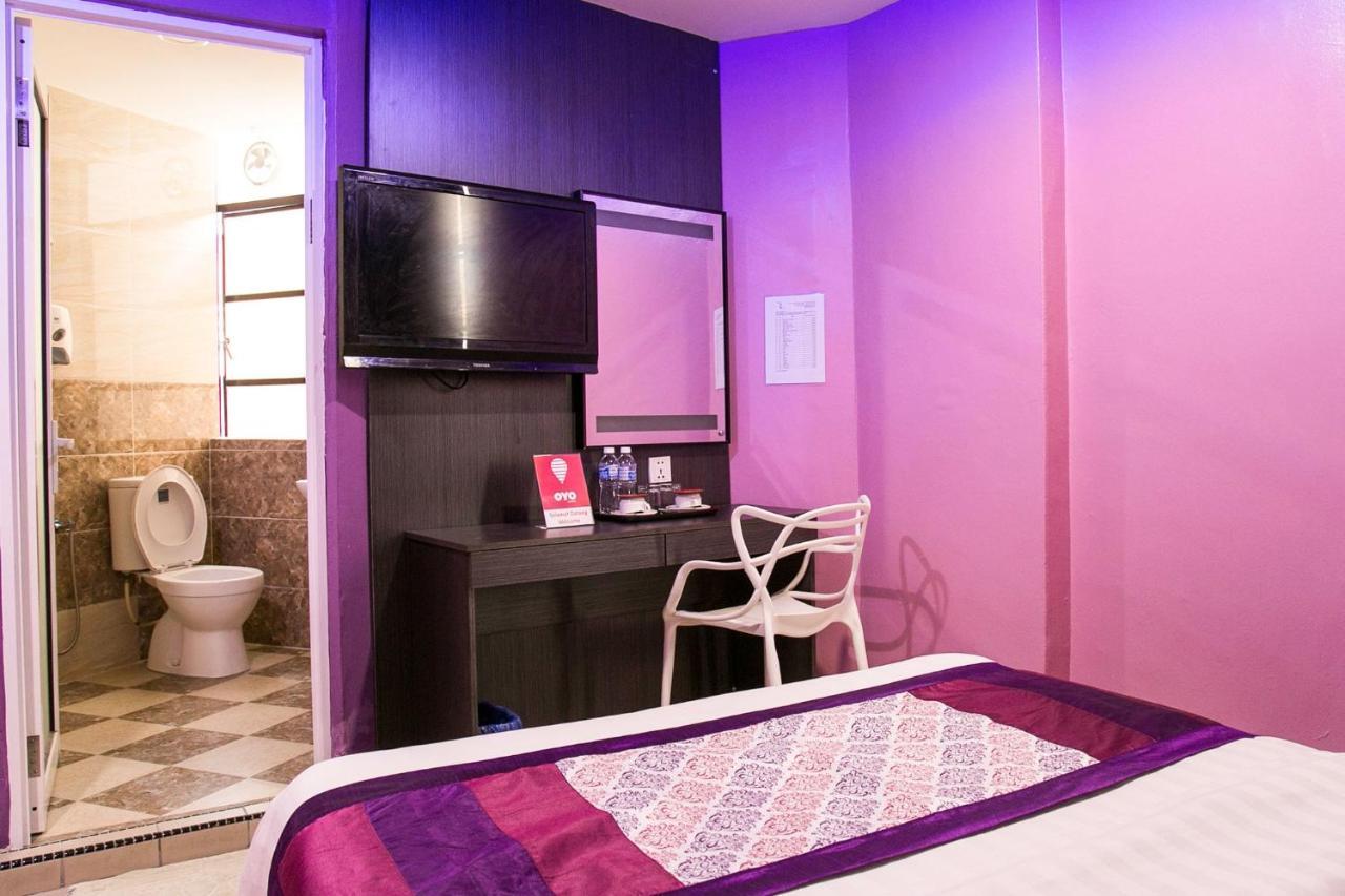 Oyo 176 Hotel Q Inn Petaling Jaya Extérieur photo
